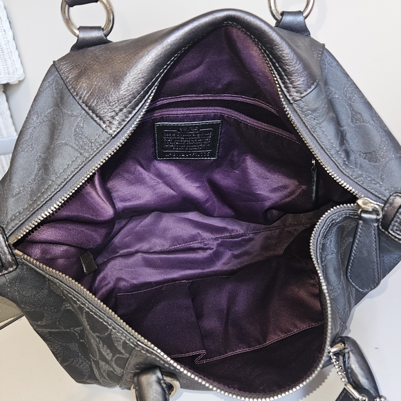 Coach Signature Sateen/Leather Silver and gray Shoulder bag - Picture 11 of 11